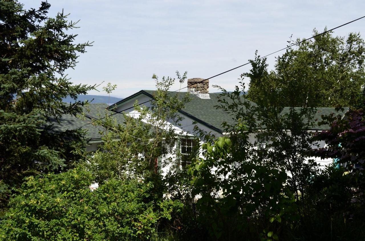 Still Point Lodge Deep Brook Exterior photo